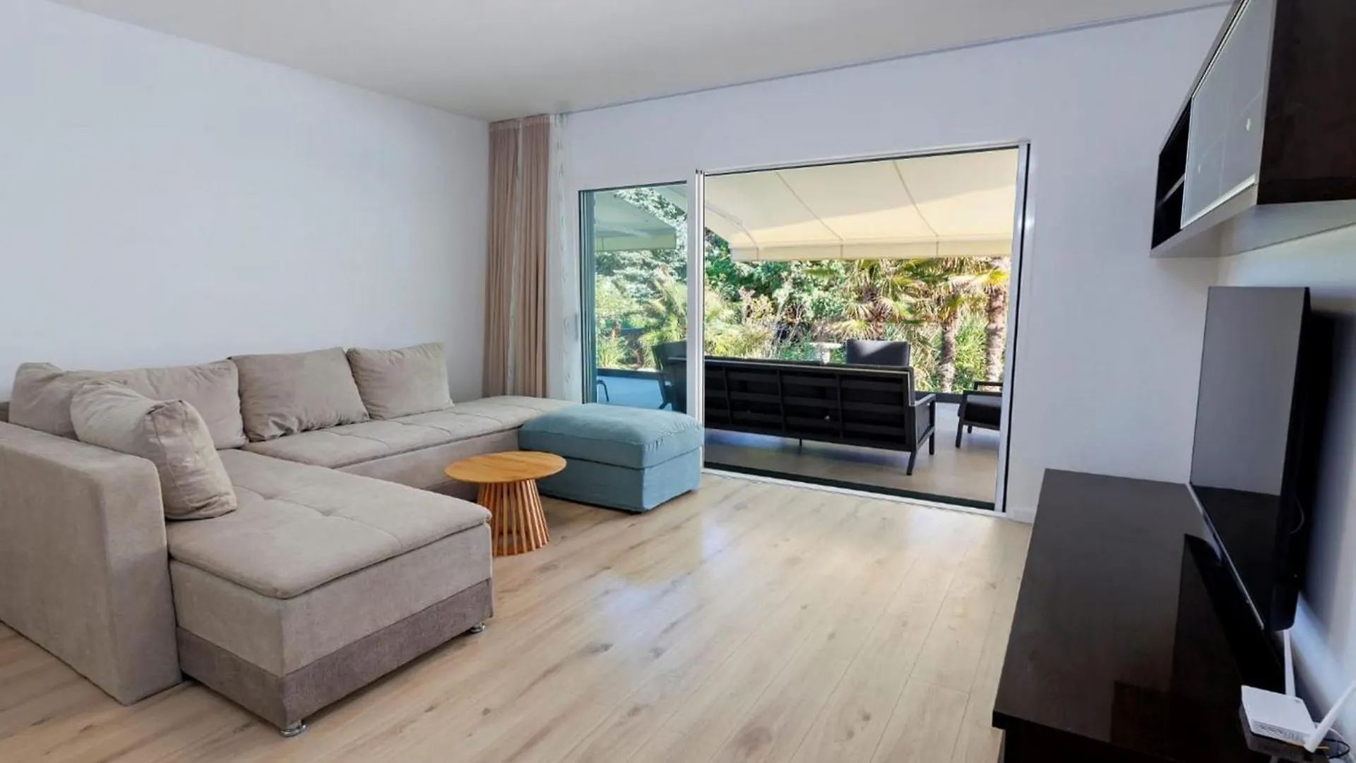 Spacious Kastel Stafilic Apartment With Private Pool Kastela 0*,  Croatia