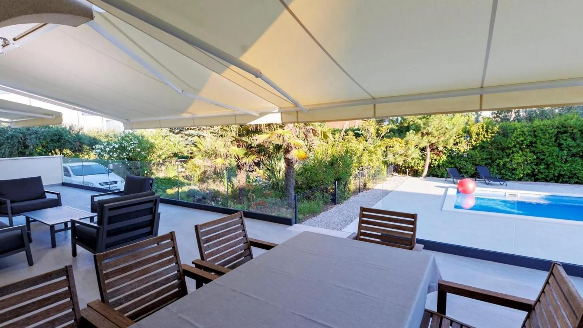 Spacious Kastel Stafilic Apartment With Private Pool Kastela 0*,  Croatia